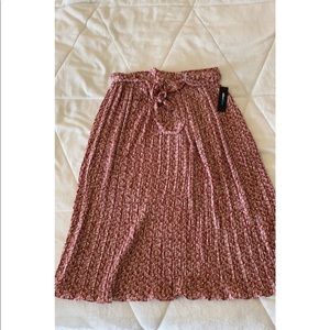 Floral tie waist midi skirt